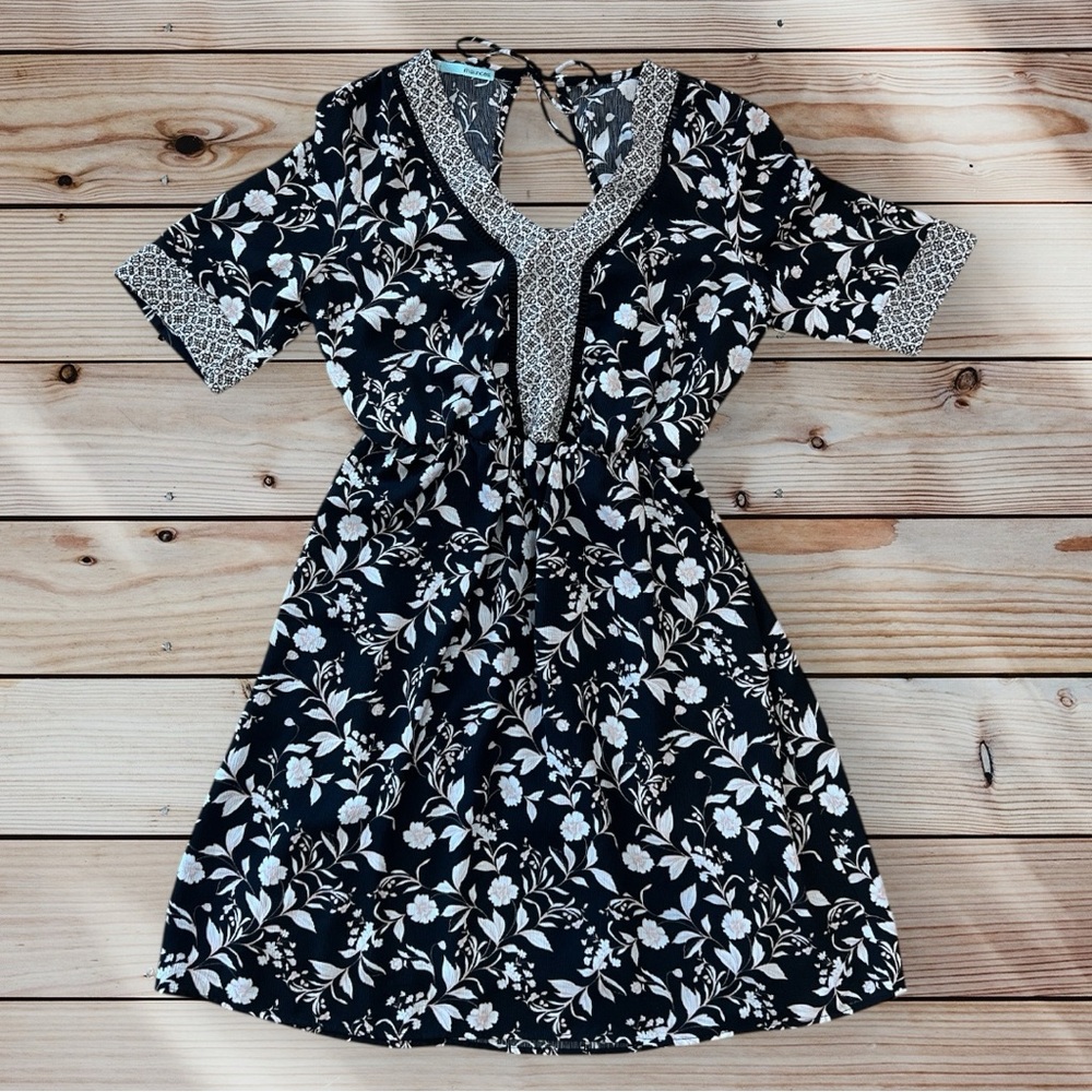 Maurices Black Floral Flower Dress Size Small